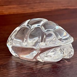 Vintage Steuben Art Glass Turtle Hand Cooler/Paperweight.